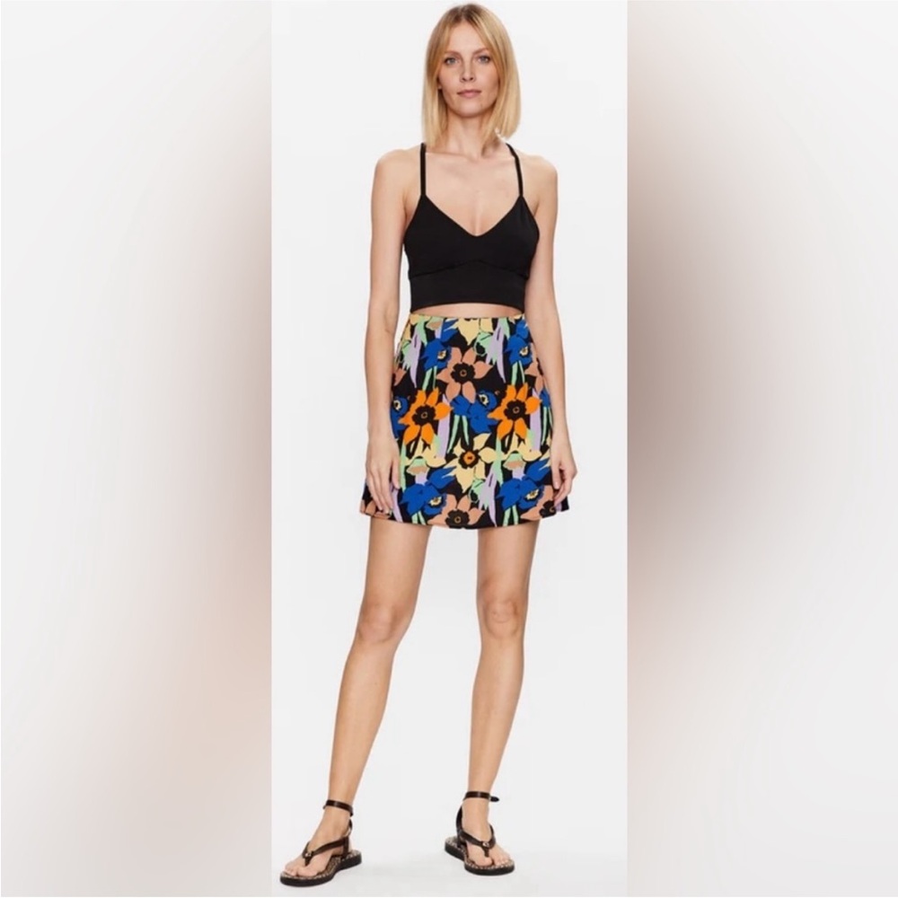 NEW Roxy golden poppy Women’s colorful flower print skirt - size small